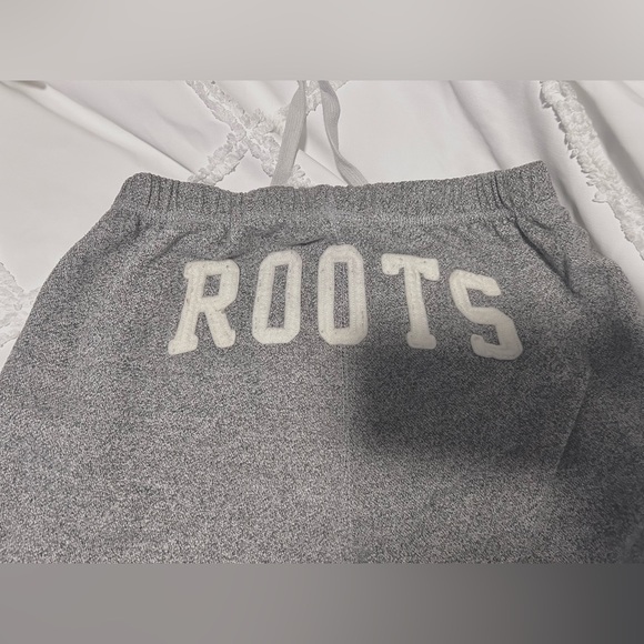 Women’s Roots Organic Original BF Sweatpant Size Small in Salt and Pepper - Picture 6 of 6